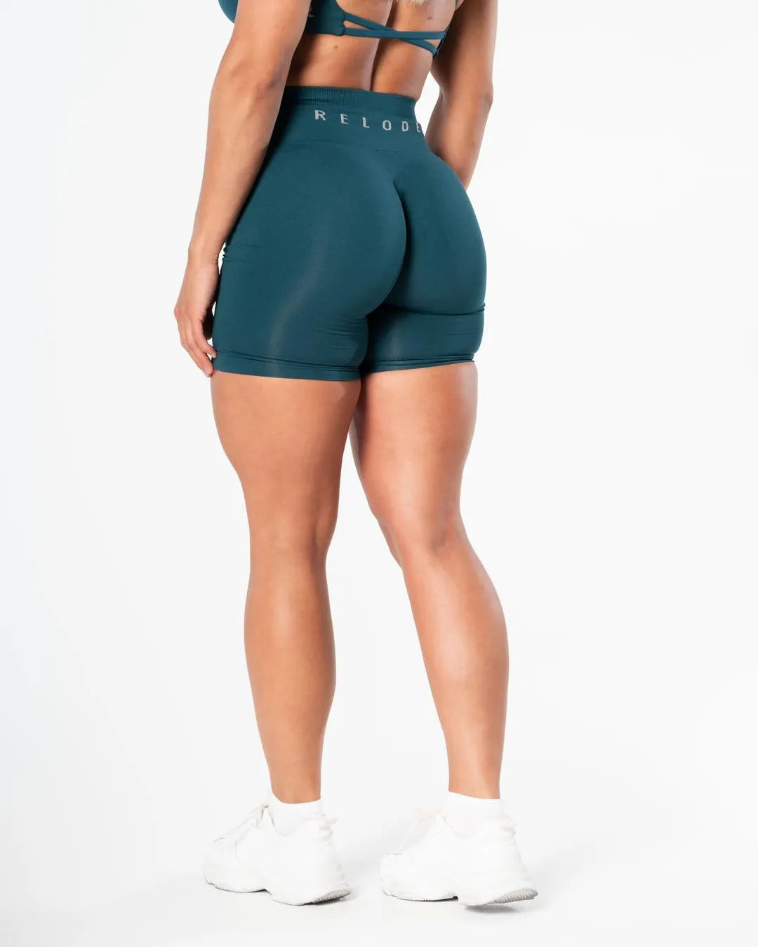 Prime Scrunch Shorts 7.5" - Teal Green